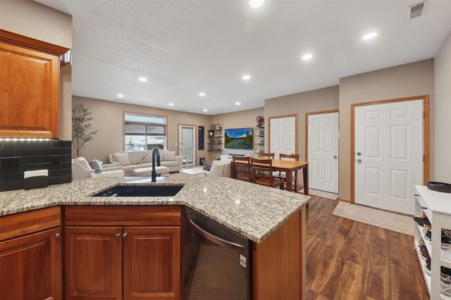 524 Carrie Lane, Altoona, IA 50009