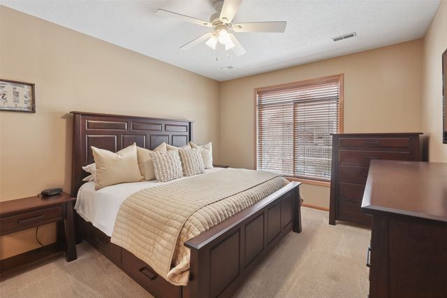 524 Carrie Lane, Altoona, IA 50009