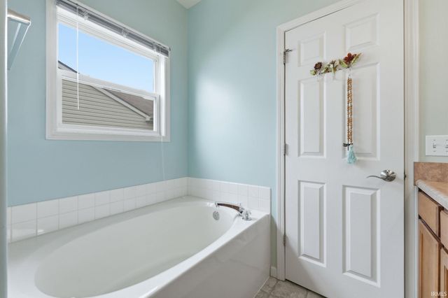 224 Caperiole Place, Fort Wayne, IN 46825