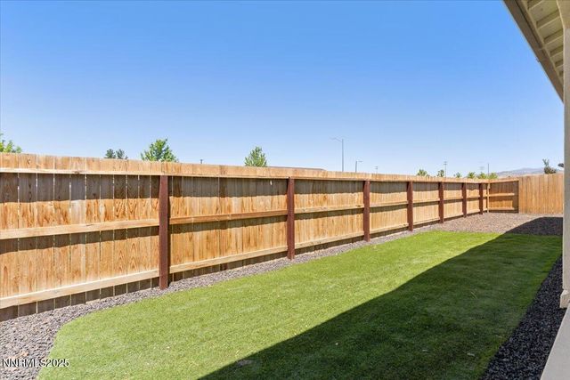 1772 Hogan Peak Street, Carson City, NV 89701