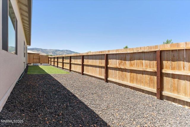 1772 Hogan Peak Street, Carson City, NV 89701