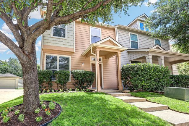 10724 Astor Drive, Fort Worth, TX 76244