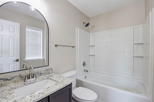 10724 Astor Drive, Fort Worth, TX 76244