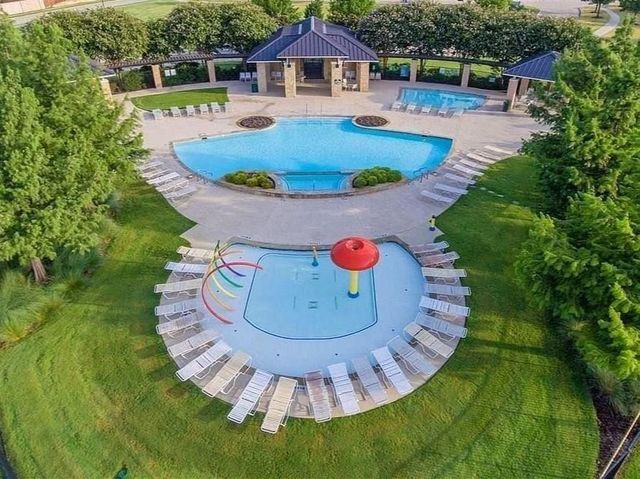10724 Astor Drive, Fort Worth, TX 76244