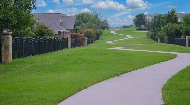 10724 Astor Drive, Fort Worth, TX 76244