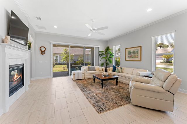 443 Pescado Dr, St Augustine, FL 32095