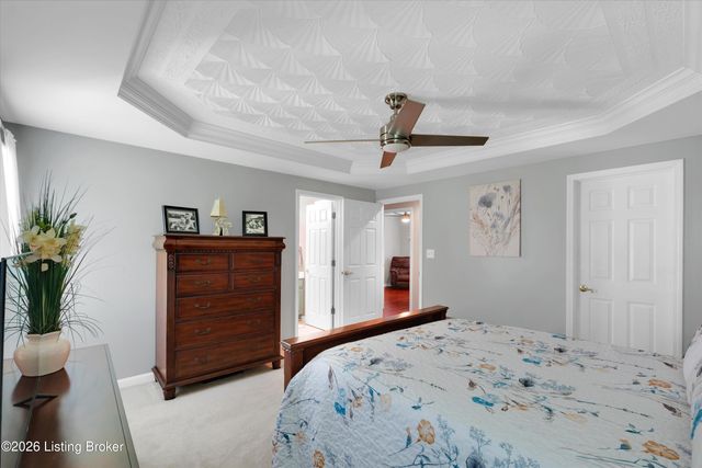 2400 Eastwood Cir, Crestwood, KY 40014