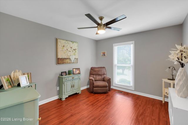 2400 Eastwood Cir, Crestwood, KY 40014