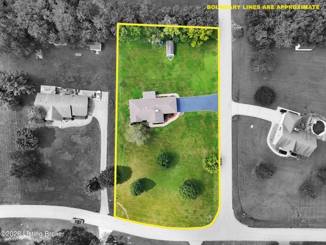 2400 Eastwood Cir, Crestwood, KY 40014