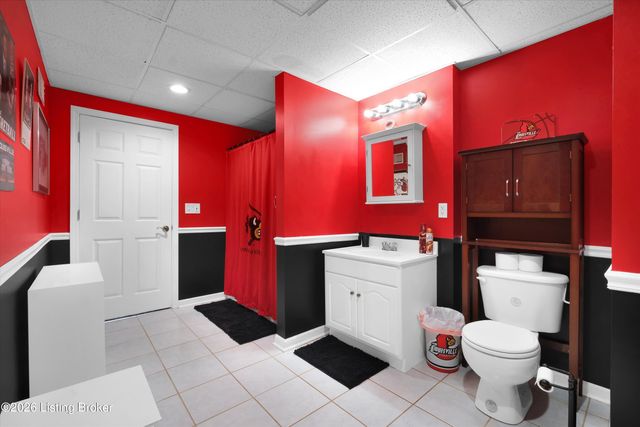2400 Eastwood Cir, Crestwood, KY 40014