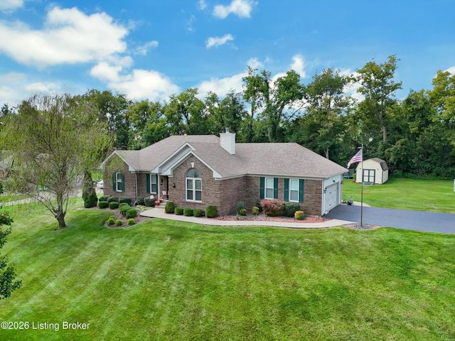 2400 Eastwood Cir, Crestwood, KY 40014