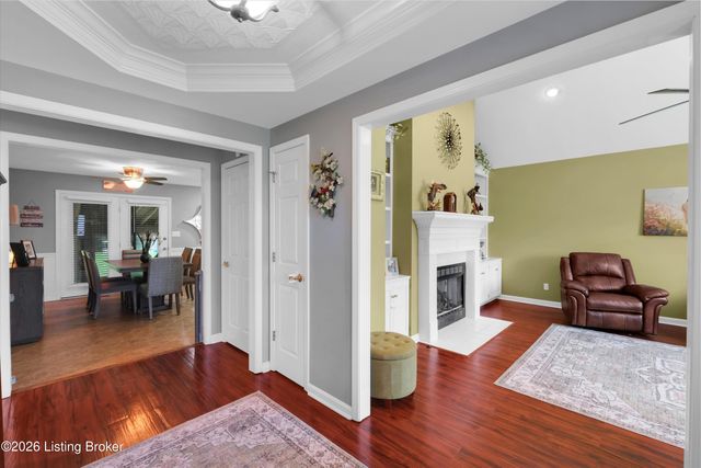 2400 Eastwood Cir, Crestwood, KY 40014