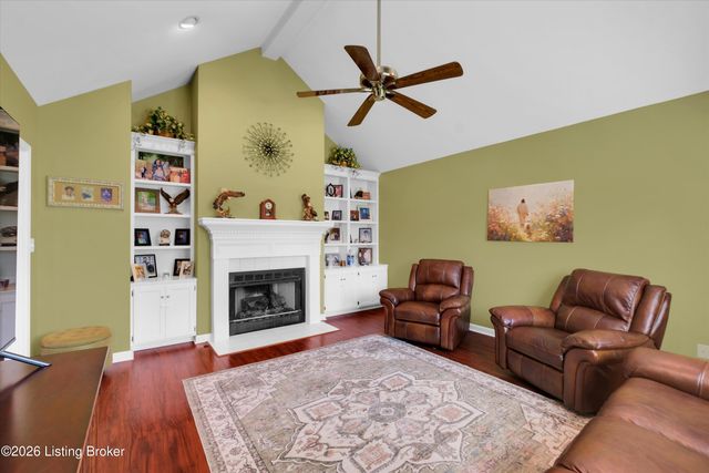 2400 Eastwood Cir, Crestwood, KY 40014