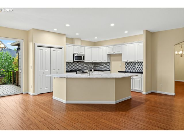 1159 N JEFFERSON St, Lafayette, OR 97127