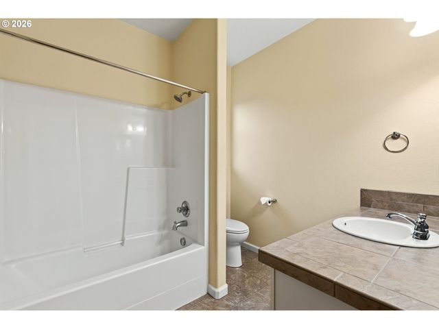 1159 N JEFFERSON St, Lafayette, OR 97127
