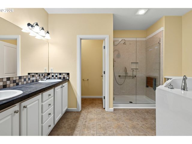 1159 N JEFFERSON St, Lafayette, OR 97127
