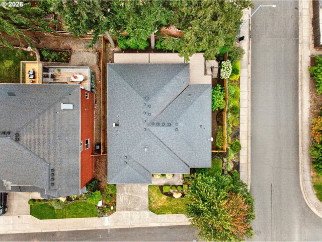 1159 N JEFFERSON St, Lafayette, OR 97127