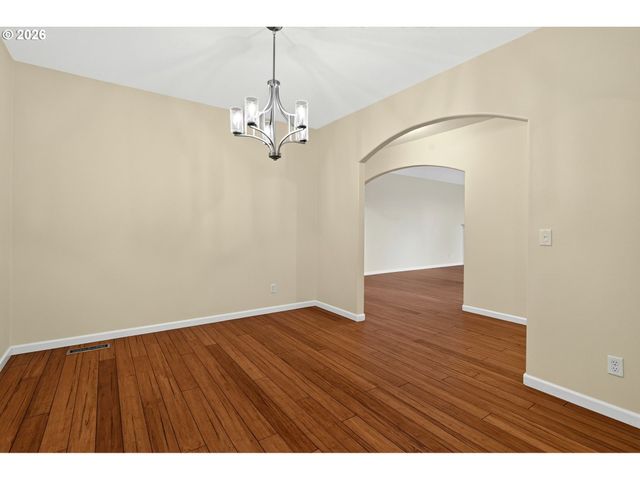1159 N JEFFERSON St, Lafayette, OR 97127