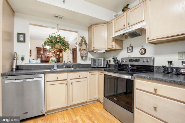 690 JAKOB PL, Southampton, PA 18966