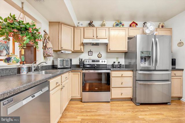 690 JAKOB PL, Southampton, PA 18966