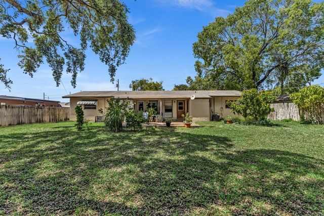 560-564 NE 35th Street, Oakland Park, FL 33334