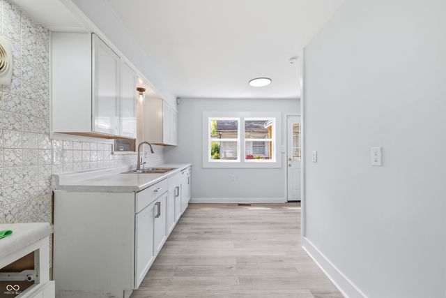 1441 W Lynn Drive, Indianapolis, IN 46202
