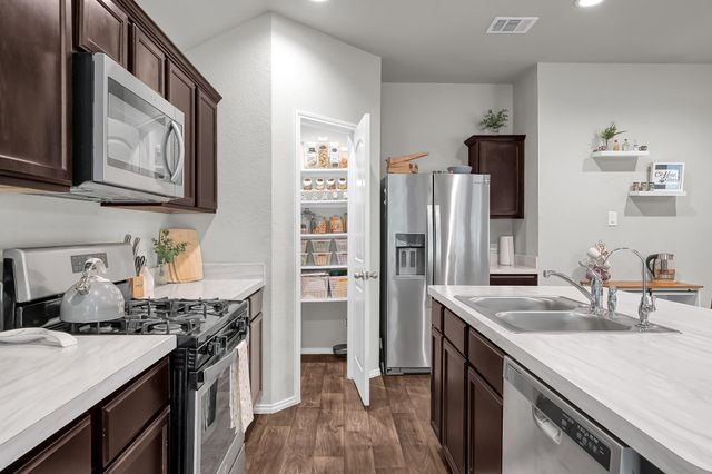 20874 Olive Leaf Street, New Caney, TX 77357