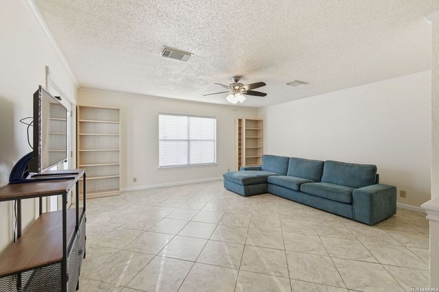 5506 Kenton Bluff, San Antonio, TX 78240