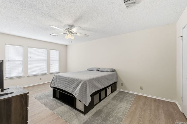 5506 Kenton Bluff, San Antonio, TX 78240