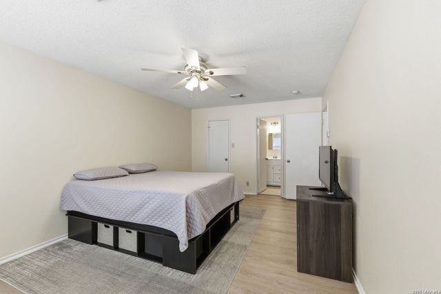 5506 Kenton Bluff, San Antonio, TX 78240