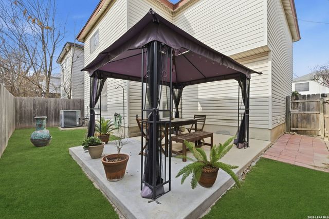 5506 Kenton Bluff, San Antonio, TX 78240