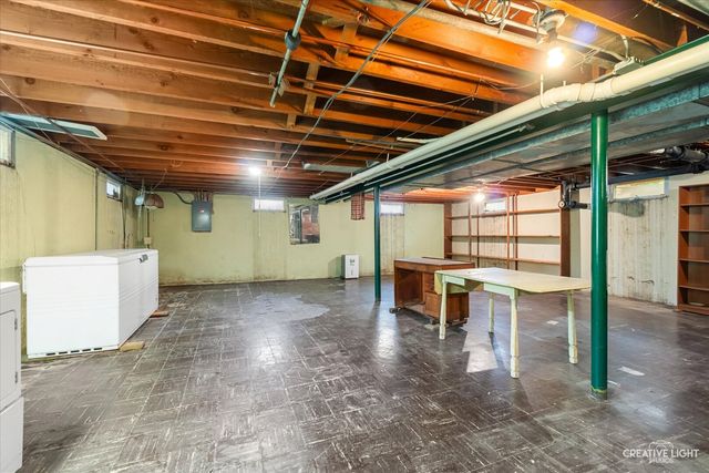 6S437 Hankes Road, Aurora, IL 60506