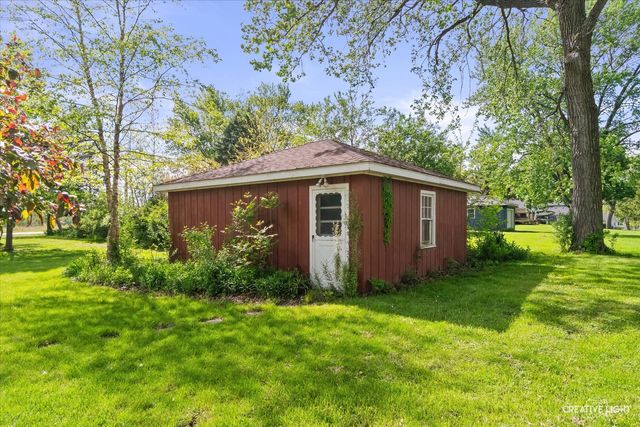 6S437 Hankes Road, Aurora, IL 60506