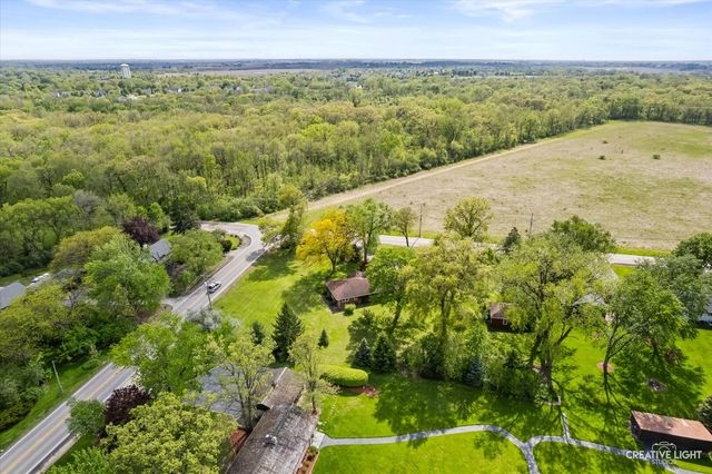 6S437 Hankes Road, Aurora, IL 60506