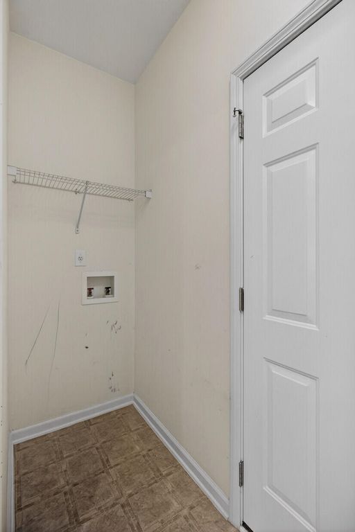 Image 20 of property listing at 115 Cannonsmill Lane, Summerville, SC 29485