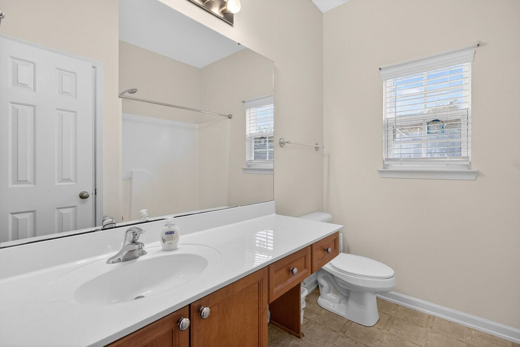 Image 27 of property listing at 115 Cannonsmill Lane, Summerville, SC 29485