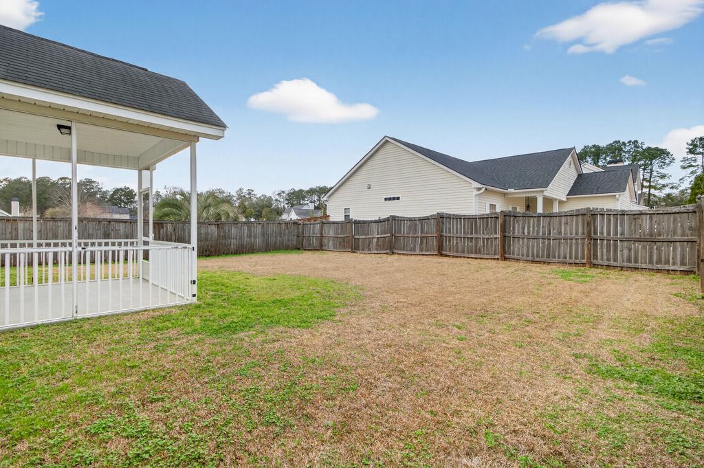 Image 33 of property listing at 115 Cannonsmill Lane, Summerville, SC 29485