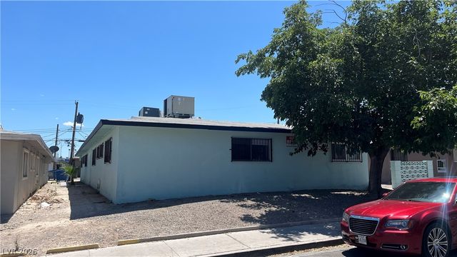 2504 East Mesquite Avenue, Las Vegas, NV 89101