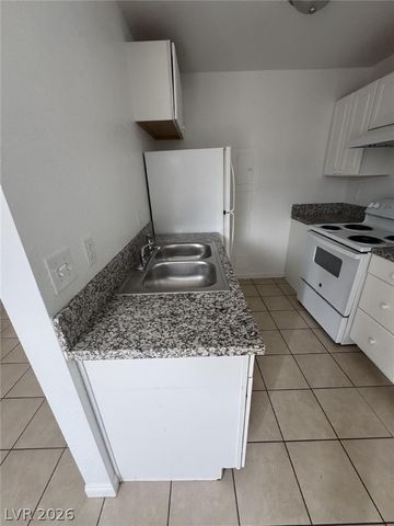 2504 East Mesquite Avenue, Las Vegas, NV 89101