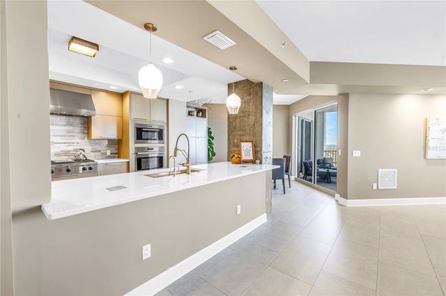 300 BEACH DRIVE NE 2101, St Petersburg, FL 33701