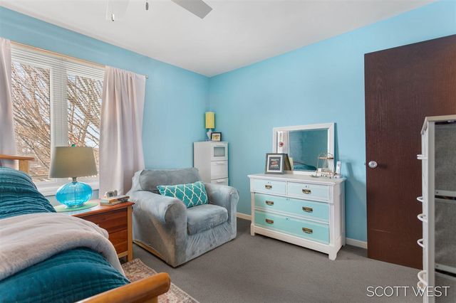 300 Farington Boulevard 16, Holland, MI 49423