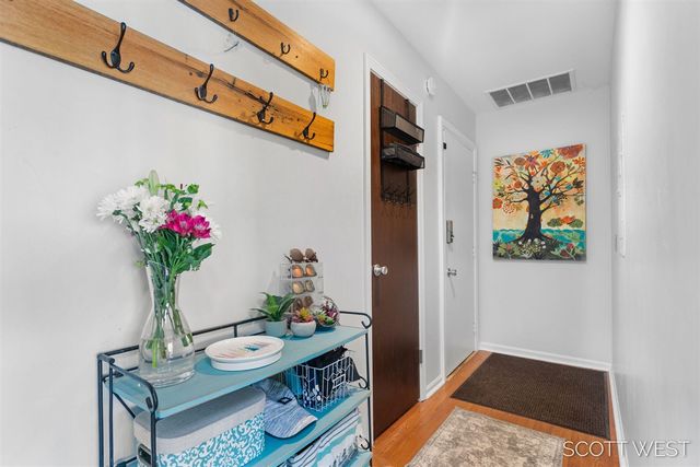 300 Farington Boulevard 16, Holland, MI 49423