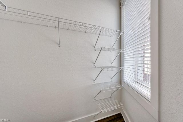 511 Graydon Ave Apt 4, Norfolk, VA 23507