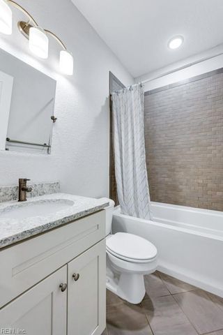 511 Graydon Ave Apt 4, Norfolk, VA 23507