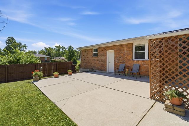 839 Brookcrest Drive, Mason, OH 45040