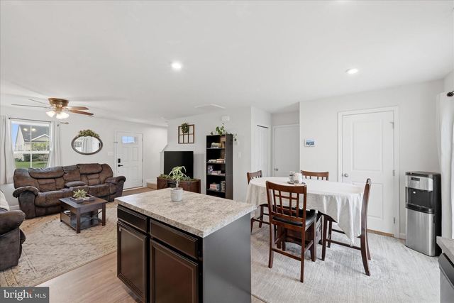 37 TICKSEED CT, Bunker Hill, WV 25413