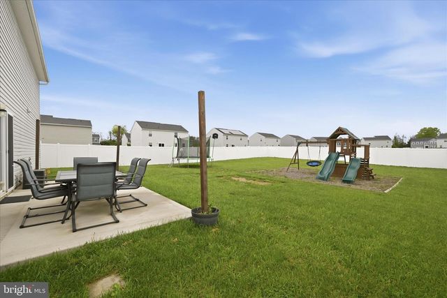 37 TICKSEED CT, Bunker Hill, WV 25413