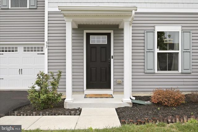 37 TICKSEED CT, Bunker Hill, WV 25413