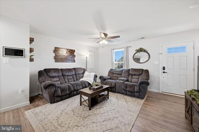 37 TICKSEED CT, Bunker Hill, WV 25413