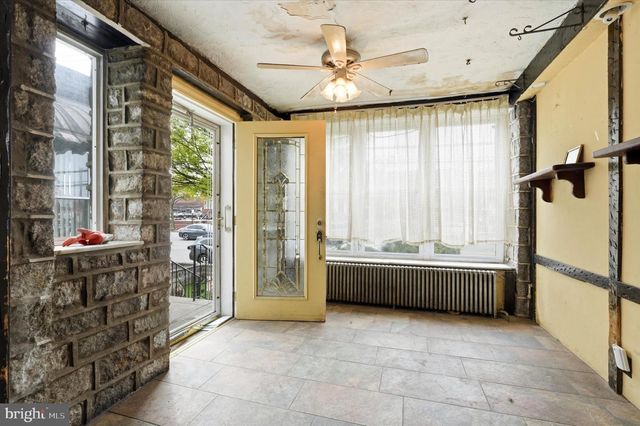 1621 PACKER AVE, Philadelphia, PA 19145